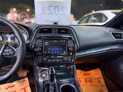 نيسان ماكسيما